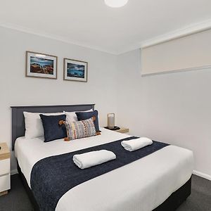 Superior One Bedroom Roof Top Apartment